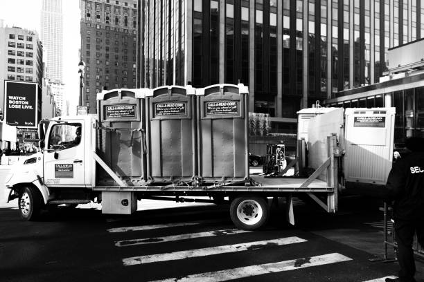 Best Best portable toilet rental  in Rochelle, IL